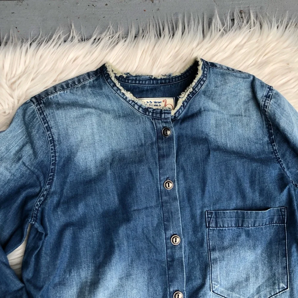 Free People Sandrine Rose Faded Denim Cotton Button Down Blue Shirt size S